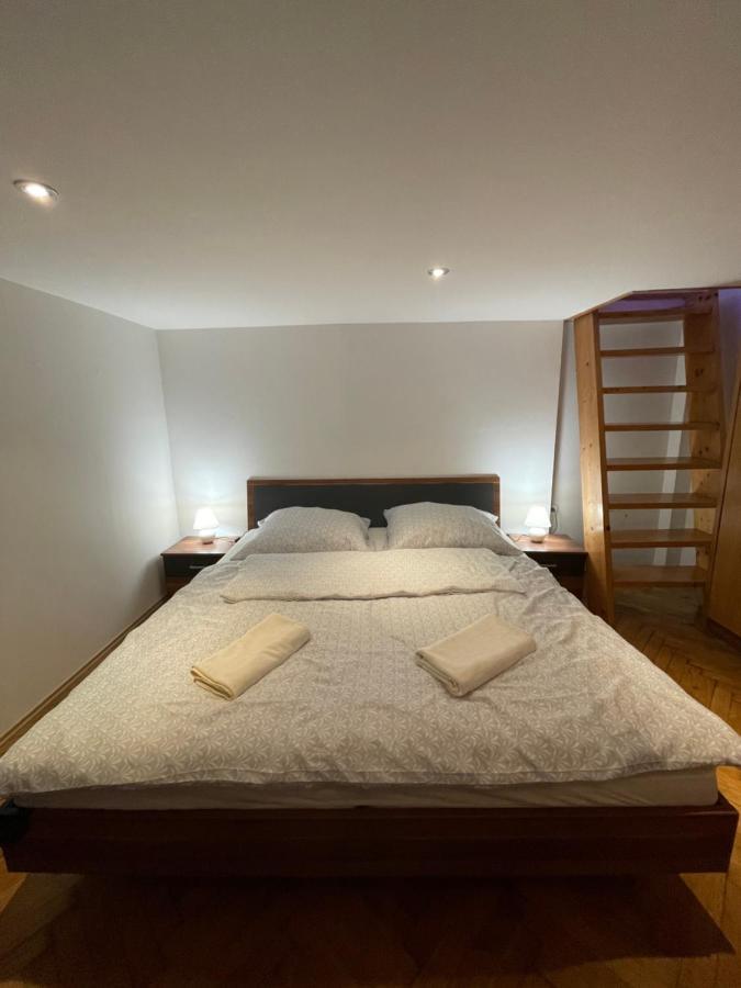 1080 * Wien